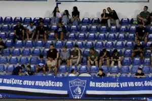 Ομόνοια Αραδίππου-ΑΠΟΕΛ: 4η σερί νίκη με τεσσάρα (φώτος)