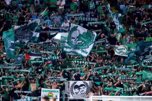 (Ομόνοια - Mainz) ΦΩΤΟΡΕΠΟΡΤΑΖ από τις κερκίδες