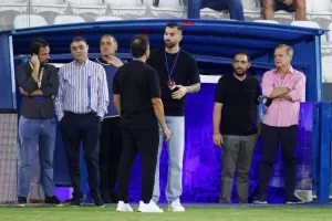 Ομόνοια Αραδίππου-ΑΠΟΕΛ: 4η σερί νίκη με τεσσάρα (φώτος)