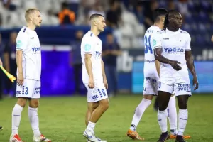 Ομόνοια Αραδίππου-ΑΠΟΕΛ: 4η σερί νίκη με τεσσάρα (φώτος)