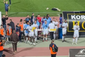 (Bίντεο Kerkida) Αντάλλαξαν χειροκρότημα!