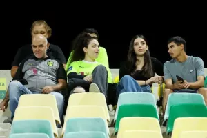 ΦΩΤΟΡΕΠΟΡΤΑΖ (κερκίδες) από το ΑΕΚ-AZ Alkmaar