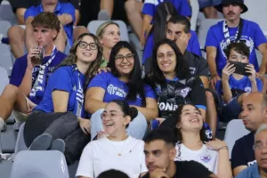 Φωτορεπορτάζ/ Ο κόσμος στο ΑΕΛ - Ανόρθωση