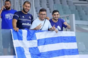 Φωτορεπορτάζ/ Ο κόσμος στο ΑΕΛ - Ανόρθωση