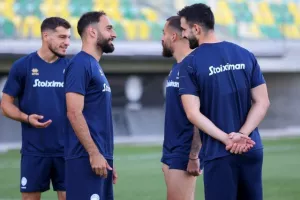 Ολοκληρώθηκε η πρώτη προπόνηση της Εθνικής μας (βίντεο/φώτος)