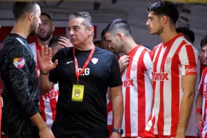 Freedom 24 Krasava ΕΝΥ-Νέα Σαλαμίνα: Ερυθρόλευκη πρόκριση στα πέναλτι!  