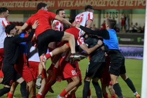 Freedom 24 Krasava ΕΝΥ-Νέα Σαλαμίνα: Ερυθρόλευκη πρόκριση στα πέναλτι!  