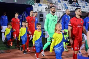 Ντρίτα - Ομόνοια: Πήγε για το τρίποντο, έμεινε στο "Χ"