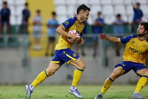 Εθνικός Λατσιών-ΑΕΛ:Χιτσκοκική πρόκριση στο ντεμπούτο Μαρτίνς!
