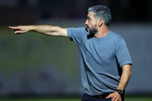 Εθνικός Λατσιών-ΑΕΛ:Χιτσκοκική πρόκριση στο ντεμπούτο Μαρτίνς!