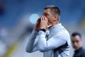 Λευκή... ισοπαλία στο ΓΣΠ/Με 10 ο Άρης για 70+ λεπτά