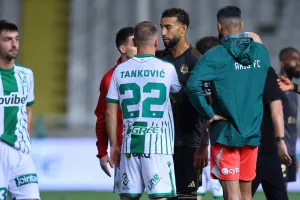 Λευκή... ισοπαλία στο ΓΣΠ/Με 10 ο Άρης για 70+ λεπτά