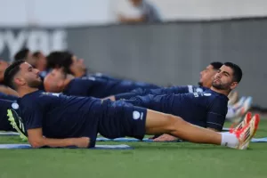 Ολοκληρώθηκε η πρώτη προπόνηση της Εθνικής μας (βίντεο/φώτος)