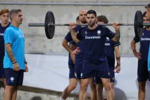 Ολοκληρώθηκε η πρώτη προπόνηση της Εθνικής μας (βίντεο/φώτος)