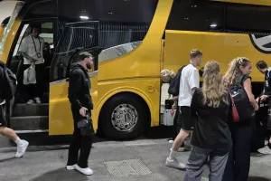 (ΦΩΤΟΣ Kerkida) Η άφιξη της AZ Alkmaar