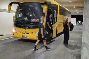 (ΦΩΤΟΣ Kerkida) Η άφιξη της AZ Alkmaar