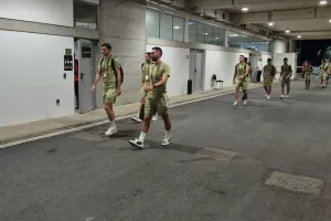 (ΦΩΤΟΣ kerkida) Η άφιξη της AΕΚ
