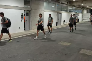 (ΦΩΤΟΣ kerkida) Η άφιξη της AΕΚ