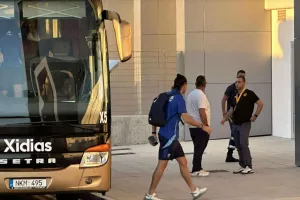 (ΦΩΤΟΣ kerkida) Η άφιξη της Ανόρθωσης 