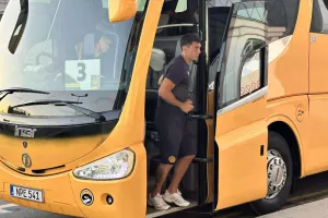 (ΦΩΤΟΣ kerkida) Η άφιξη της ΑΕΛ