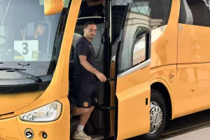 (ΦΩΤΟΣ kerkida) Η άφιξη της ΑΕΛ