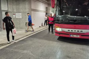 (ΦΩΤΟΣ kerkida.net) Η άφιξη της Βοσνίας Ερζεγοβίνης