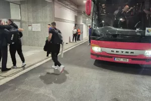 (ΦΩΤΟΣ kerkida.net) Η άφιξη της Βοσνίας Ερζεγοβίνης