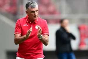 Τα μεγάλα “πρέπει” που περιμένουν τους Πειραιώτες