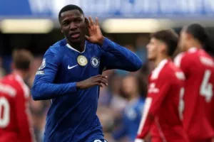 Τσέλσι - Λίβερπουλ 2-1: «Μαχαιριά» στο 90+6', στην κορυφή η Άρσεναλ!