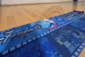 Το επετειακό κασκόλ και τα εισιτήρια διαρκείας