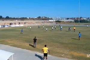 Καταγγέλλει την διαιτησία (Βίντεο)