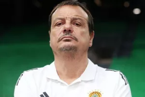 Αταμάν για Όσμαν: «Έκανε προπόνηση, θα αποφασίσουμε αύριο για τη συμμετοχή του»