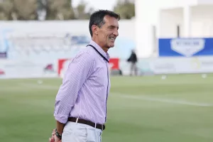 Ο Λομοτέι του έδωσε... το τρίποντο! (Φώτος)