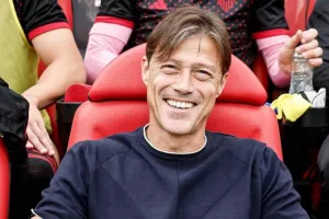 Υμνεί Αλμέιδα η «MARCA»: «Ανασταίνει τη Σεβίλλη και αλλάζει τη ζωή των φίλων της»