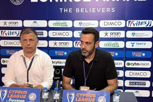 Ευχαρίστησε τους πάντες ο Ανγκελόφσκι για την 5άρα (Δηλώσεις)