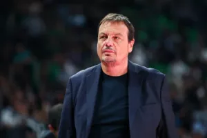 Αταμάν: «Πρέπει να κρατήσουμε την ισορροπία αμυντικά σε όλο το παιχνίδι»