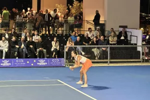 (Φώτος Kerkida) ΕΝΤΥΠΩΣΙΑΚΟ Tennis Showdown στην Marcos Baghdatis Tennis Academy