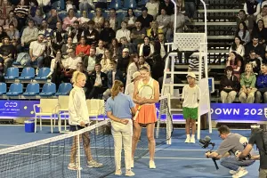 (Φώτος Kerkida) ΕΝΤΥΠΩΣΙΑΚΟ Tennis Showdown στην Marcos Baghdatis Tennis Academy