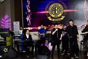 (ΒΙΝΤΕΟ Kerkida/Φώτος) Το...φινάλε στο Gala Dinner της ΑΕΛ