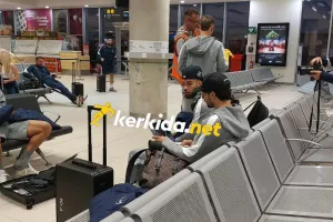 (Βίντεο-Φώτος Kerkida) Επιβίβαση με "τρελαμένο" Ζάζα