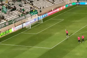 Με... χειροκρότημα ο Ουζόχο