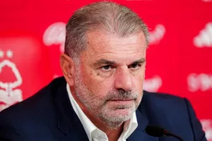 Ποστέκογλου για το μέλλον του: «Γιατί όταν κάτι δεν λειτουργεί το πετάμε αντί να το φτιάξουμε;»