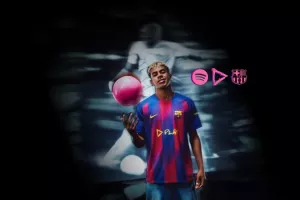 Η συλλεκτική φανέλα της Μπαρτσελόνα για το clasico με υπογραφή… Εντ Σίραν