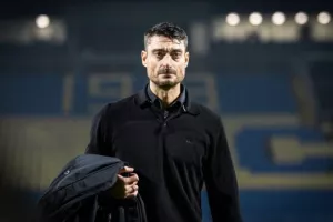Ο Ριέρα έκανε αλλαγή τον τερματοφύλακα του στα 30 δευτερόλεπτα
