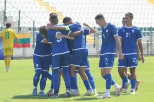 Η αποστολή της Εθνικής Νέων Κ-19 για την Ολλανδία