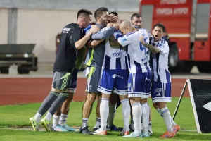 ΣΧΟΛΙΟ για Ανόρθωση/"Δεν είναι ομάδα που θα κινδυνεύσει"