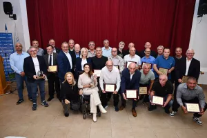 Η Ορεινή Λεμεσός τίμησε τον αγώνα επιβίωσης των 51 χρόνων προσφυγιάς στο Κυπριακό Ποδόσφαιρο (φώτος)
