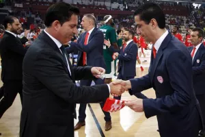 Οι όροι που θέτει ο Πασκουάλ για να αναλάβει ξανά και η εναλλακτική του Σφαιρόπουλου
