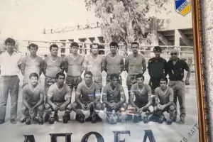 Eκατοντάδες αναρτήσεις/ΦΩΤΟΣ