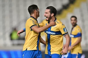 Η παραλλαγή του 4-4-2 που εμφανίζεται